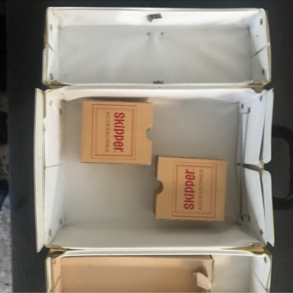 VTG 1964 Skipper Barbie’s Little Sister Doll Tan Carrying Case Mattel W/… - Picture 2 of 11